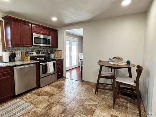 Dining room, Interior, Kitchen, Recessed Lighting, Stainless Steel Appliances