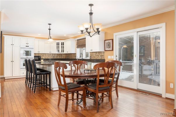 Chandelier, Dining room, Interior, Kitchen, Pendant Lights, Recessed Lighting, Wood Texture Flooring