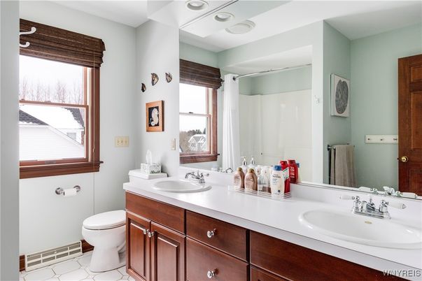 Bathroom, Dual Sink Vanities, Interior, Recessed Lighting