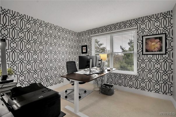 Home Office, Interior