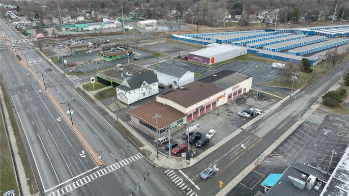 Exterior, Drone