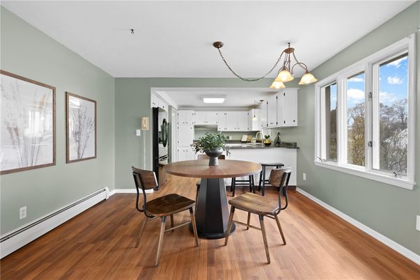 Chandelier, Dining room, Interior, Kitchen, Pendant Lights, Wood Texture Flooring