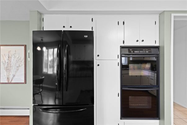 Interior, Kitchen, Pendant Lights, Wood Texture Flooring