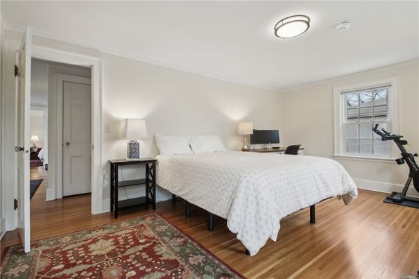 Bedroom, Fitness Equipment, Interior, Wood Texture Flooring