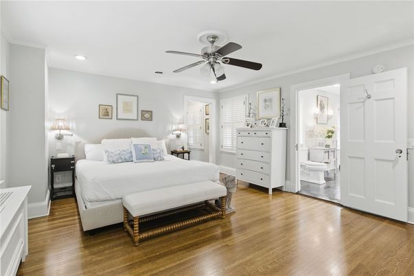 Bathroom, Bedroom, Interior, Recessed Lighting, Wood Texture Flooring