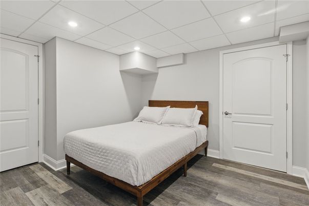 Bedroom, Interior, Recessed Lighting, Wood Texture Flooring