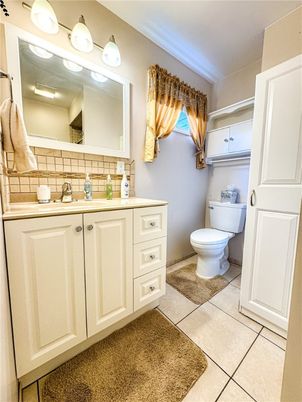 Bathroom, Interior