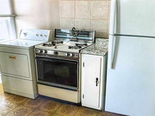 Interior, Kitchen, Washer