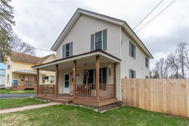 Backyard, Exterior, Facade, Farmhouse