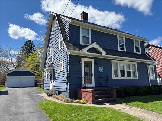 Detached Garage, Exterior, Facade, Cape Cod