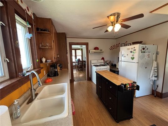 Interior, Kitchen, Wood Texture Flooring