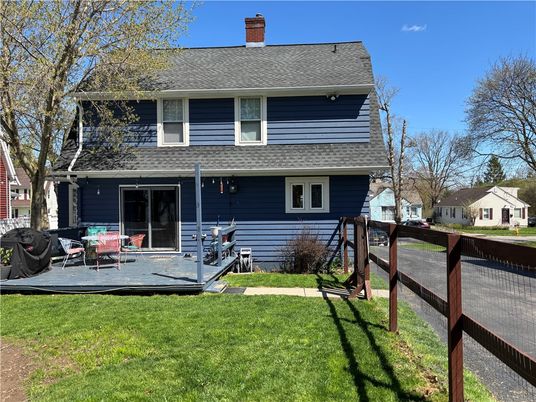 Backyard, Exterior, Facade, American Foursquare