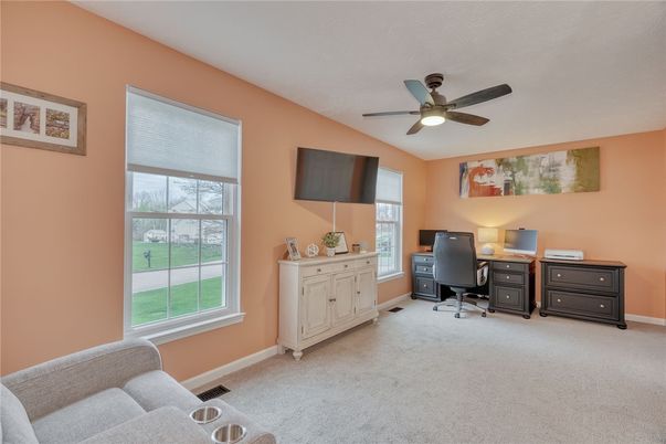 Home Office, Interior
