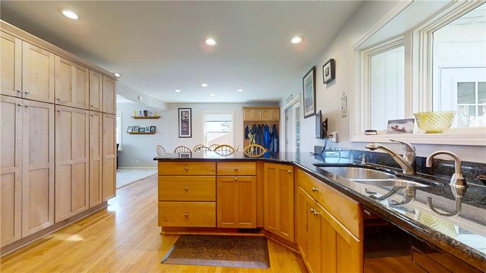 Interior, Kitchen, Recessed Lighting, Wood Texture Flooring