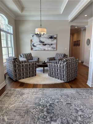 Interior, Living room, Pendant Lights, Recessed Lighting, Wood Texture Flooring