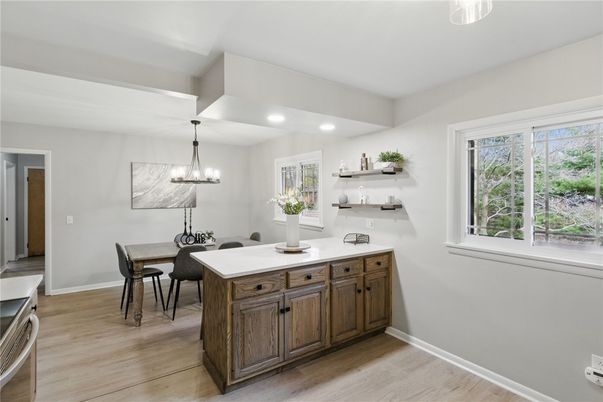 Chandelier, Dining room, Interior, Pendant Lights, Recessed Lighting, Wood Texture Flooring
