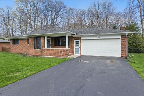 Attached, Exterior, Facade, Brick Facade, Ranch