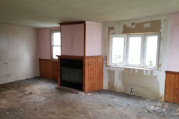 Empty room, Fireplace, Interior
