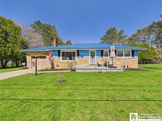 Attached, Backyard, Exterior, Facade, Cape Cod