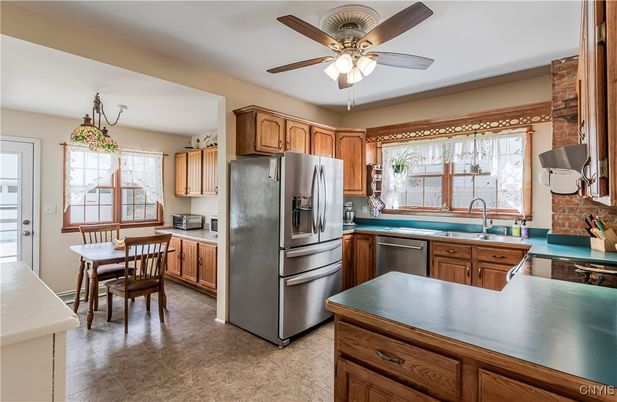 Dining room, Interior, Kitchen, Stainless Steel Appliances