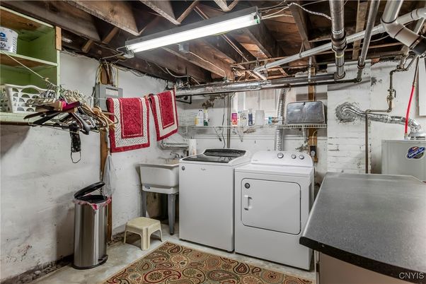 Interior, Utility Closets, Washer, Wooden Beams