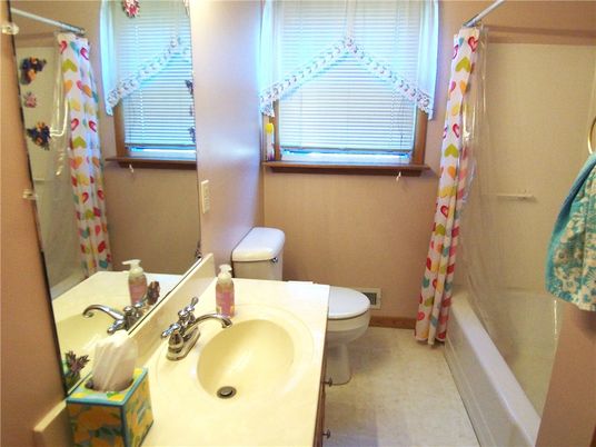 Bathroom, Interior, Pendant Lights