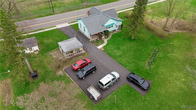 Exterior, Drone