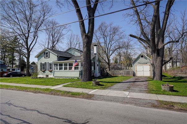 Detached Garage, Exterior, Facade, Split Level