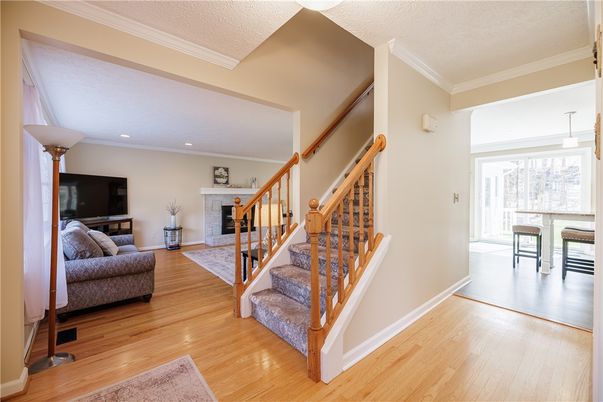 Fireplace, Interior, Living room, Pendant Lights, Recessed Lighting, Wood Texture Flooring