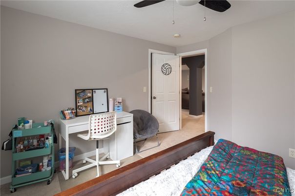 Home Office, Interior