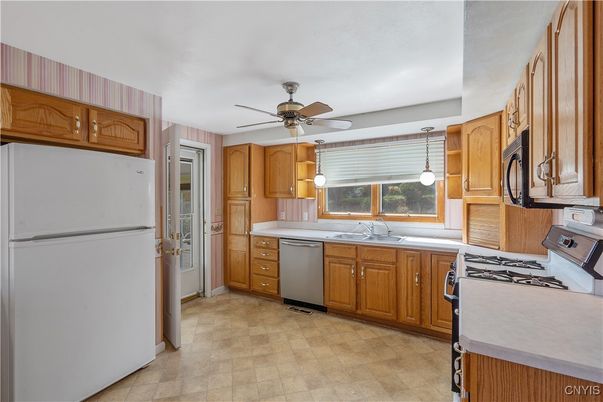 Interior, Kitchen, Pendant Lights