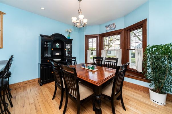 Chandelier, Dining room, Interior, Recessed Lighting, Wood Texture Flooring
