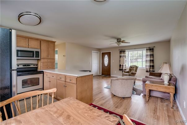 Dining room, Interior, Kitchen, Stainless Steel Appliances, Wood Texture Flooring