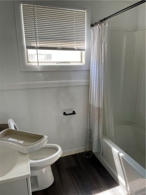 Interior, Washer, Wood Texture Flooring