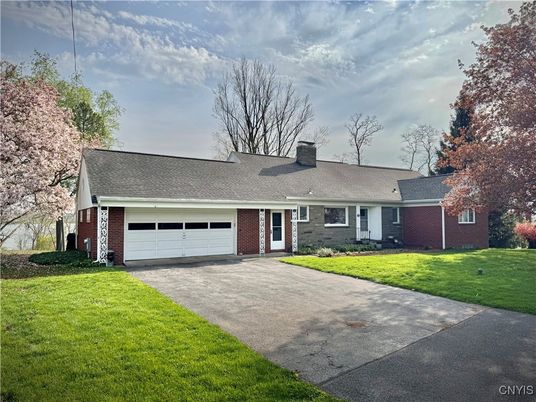 Attached, Exterior, Facade, Brick Facade, Cape Cod