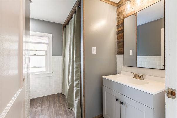 Bathroom, Interior, Wood Texture Flooring