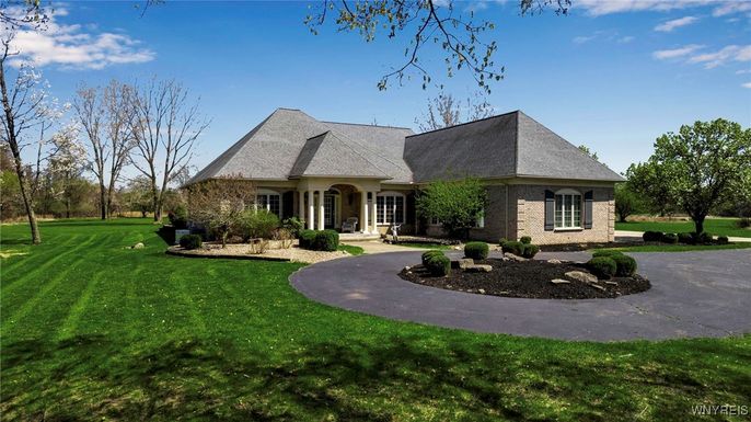 Backyard, Exterior, Facade, Brick Facade, French Provincial