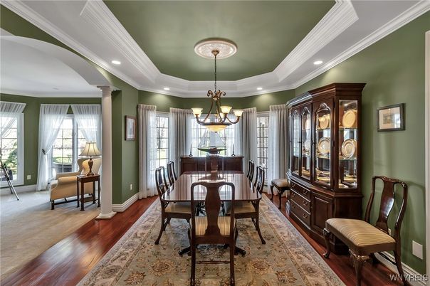 Chandelier, Dining room, Interior, Recessed Lighting, Wood Texture Flooring