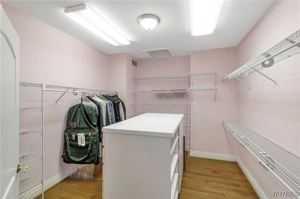 Interior, Walk-in Closets, Wood Texture Flooring