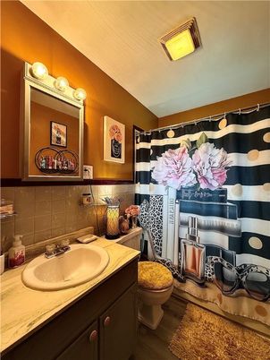 Bathroom, Interior, Wood Texture Flooring