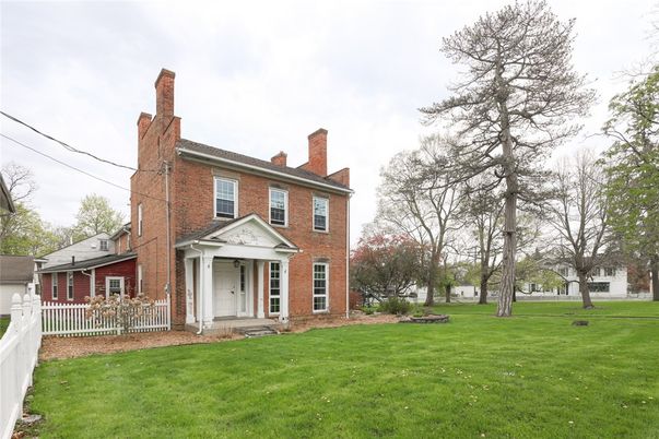 Backyard, Exterior, Facade, Brick Facade, Georgian