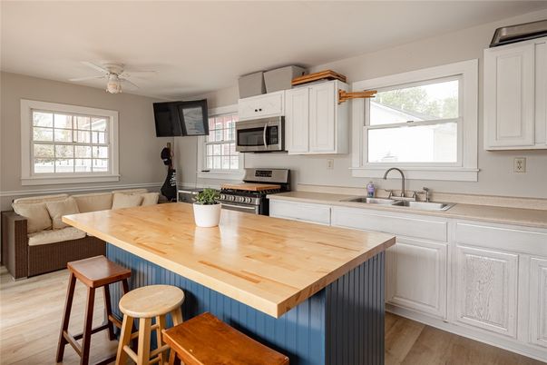 Interior, Kitchen, Wood Texture Flooring