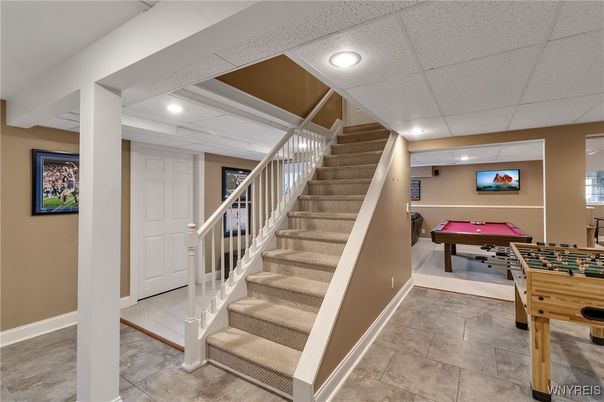 Billiard Table, Game Room, Interior, Recessed Lighting