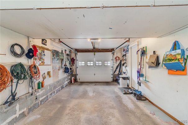 Garage, Interior