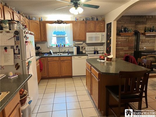 Dining room, Interior, Kitchen, Stone Walls