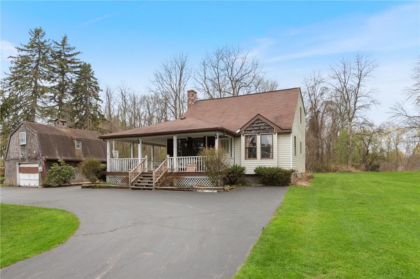 Attached, Backyard, Exterior, Facade, Cape Cod