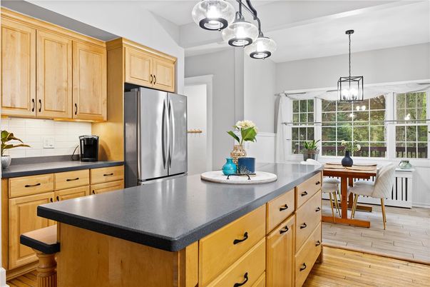 Dining room, Interior, Kitchen, Pendant Lights, Stainless Steel Appliances, Wood Texture Flooring