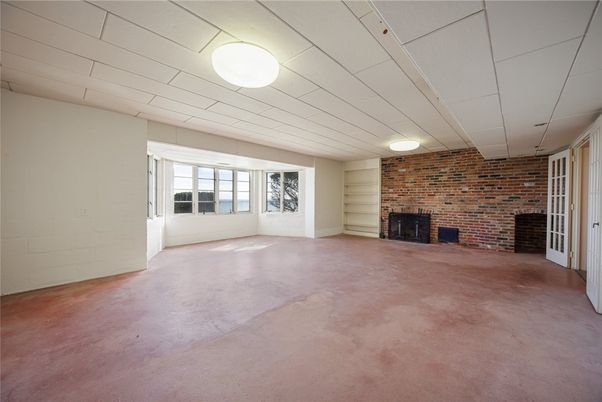Empty room, Fireplace, Interior, Stone Walls