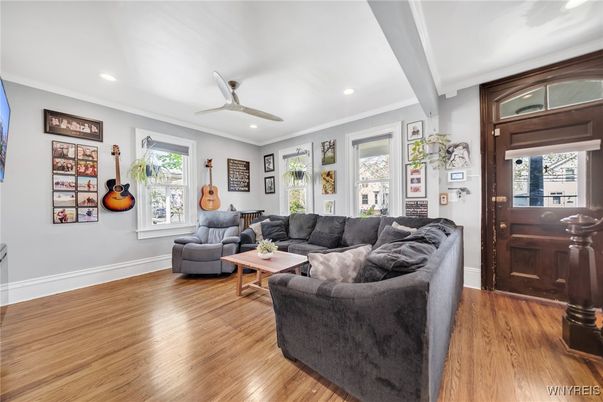 Interior, Living room, Recessed Lighting, Wood Texture Flooring