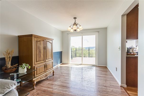 Chandelier, Empty room, Interior, Wood Texture Flooring